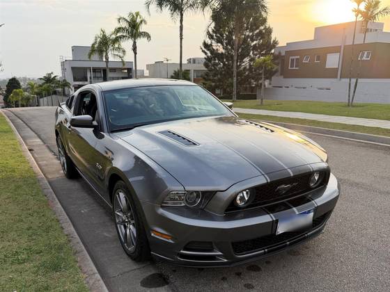 FORD MUSTANG 5.0 GT PREMIUM COUPÉ V8 32V GASOLINA 2P MANUAL